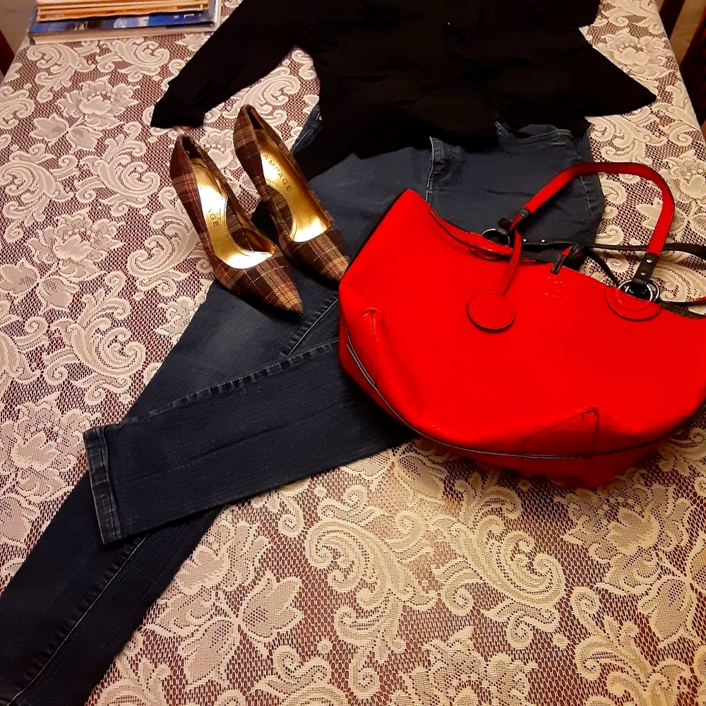 Womens Clothing and Accessories